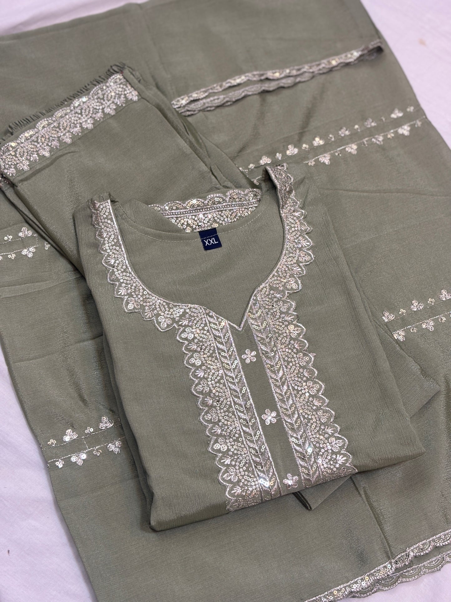 Nooré Dusk Edition Embroidery kurta set (3 piece )